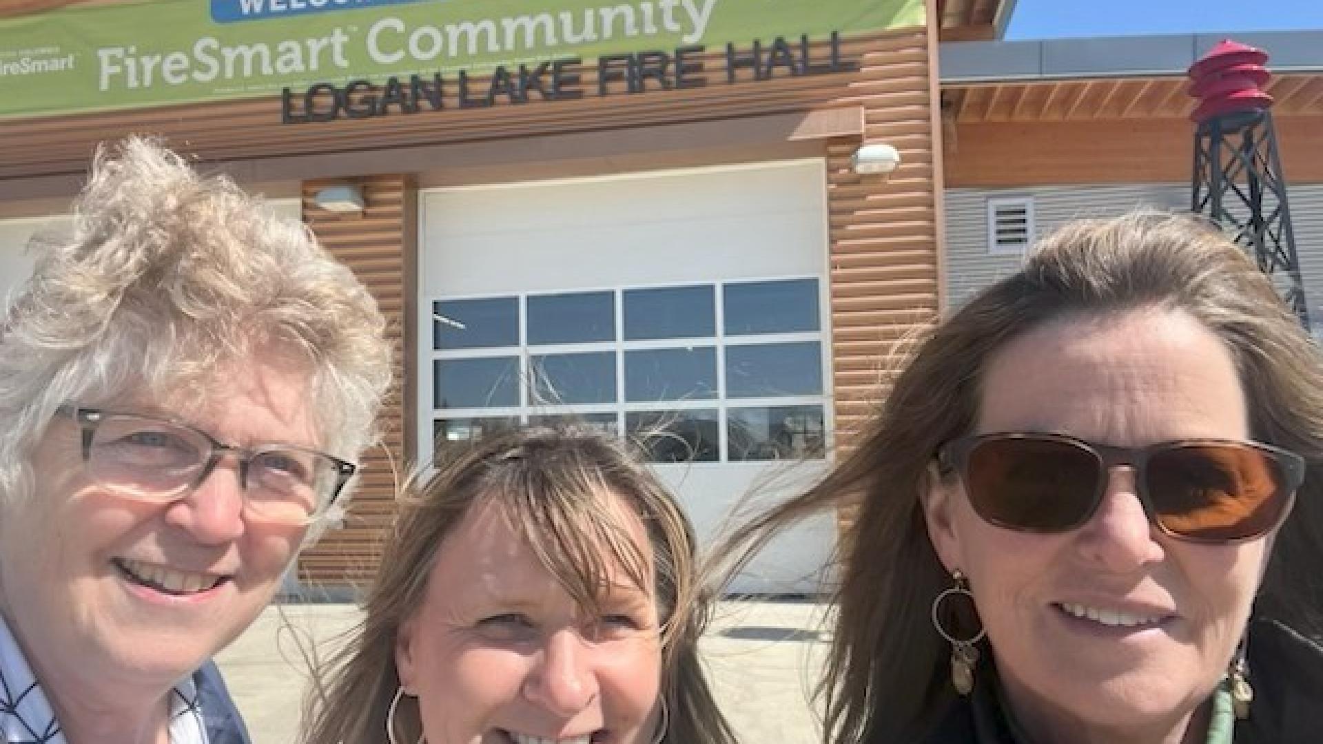 Denise O'Connor, Robin Smith, Diane Mombourquette