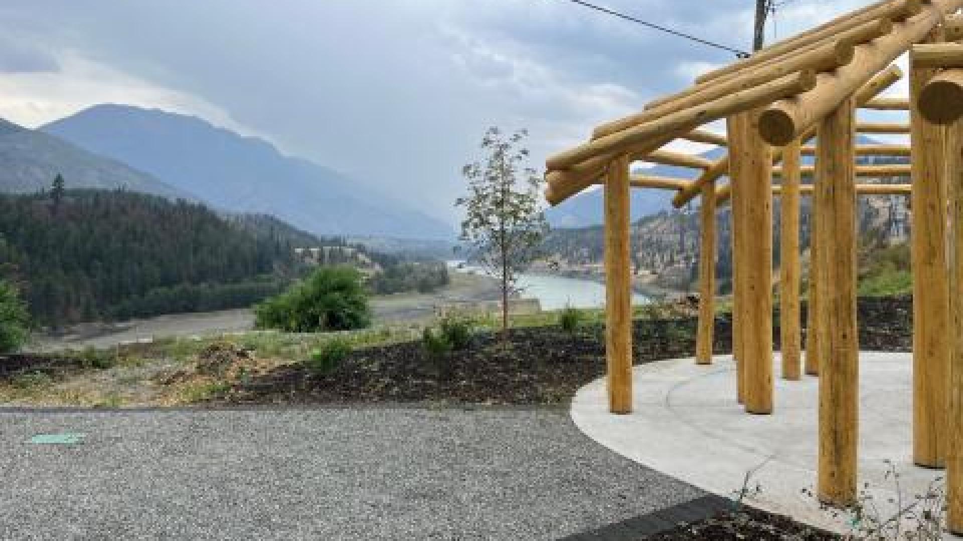Chief Cexpe'nthlEm Park gazebo