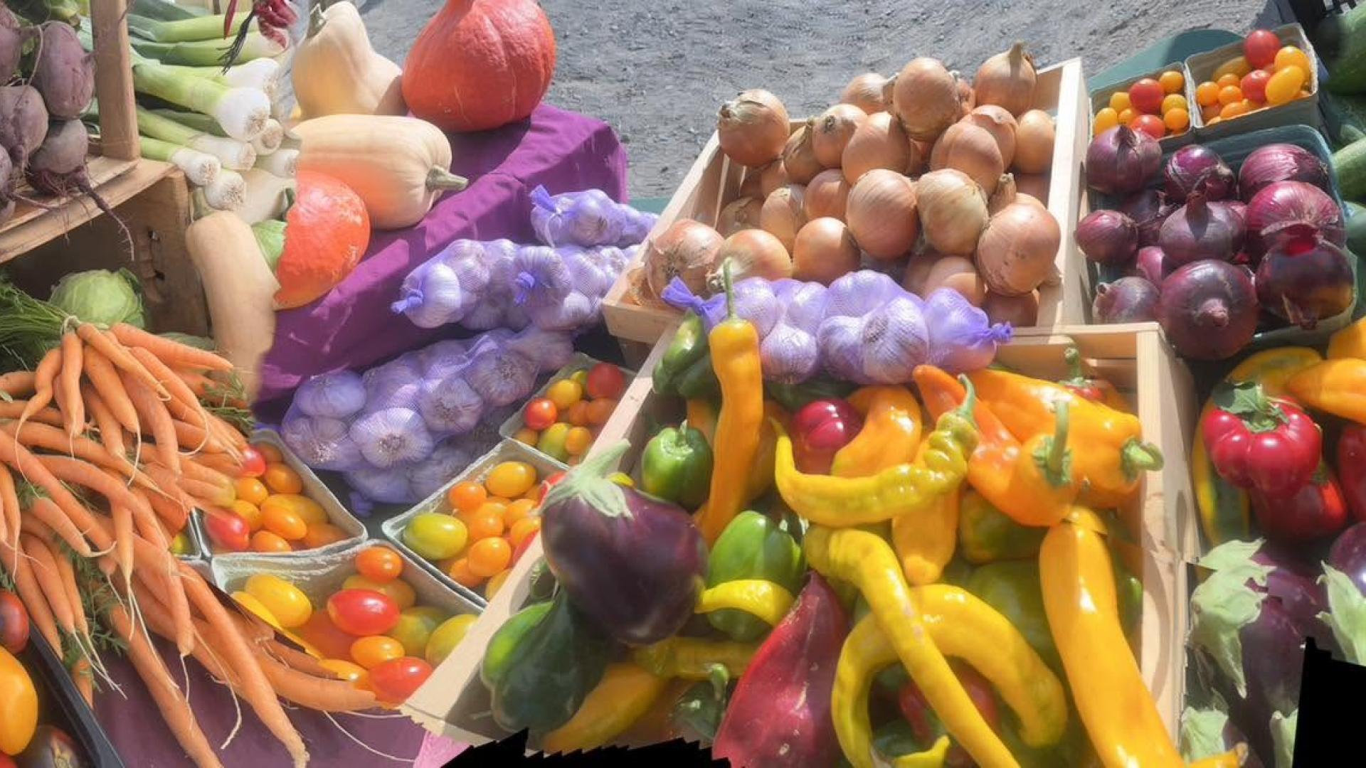 Farmers' market vegetables